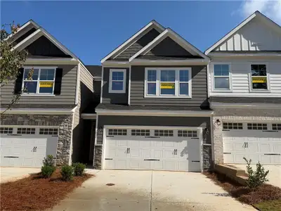 New construction Townhouse house 8 Trace Blf, Dawsonville, GA 30534 - image