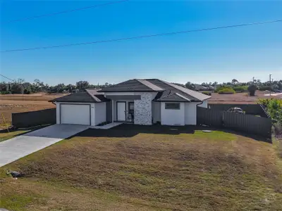 New construction Single-Family house 3045 E Briarwood Circle Prt, Labelle, FL 33935 - image