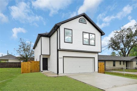 New construction Single-Family house 8029 Ritz Street, Houston, TX 77028 - photo 0