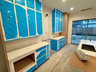 New construction Single-Family house 2213 Whitney St, Houston, TX 77006 - image 5