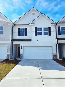 New construction Townhouse house 6376 Sundowner Pl, Unit 115, South Fulton, GA 30331 - image