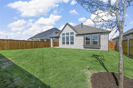 New construction Single-Family house 802 Chestnut Trl, Sherman, TX 75092 Kahlo Plan- photo 22 22