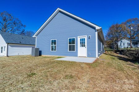 New construction Single-Family house 1711 Pope Ave, Gastonia, NC 28052 null- photo 17 17