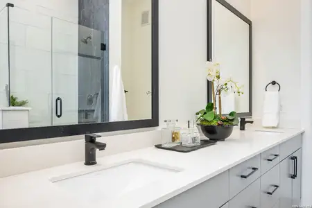 New construction Condo house 719 E Locust, Unit 2108, San Antonio, TX 78212 - image 18