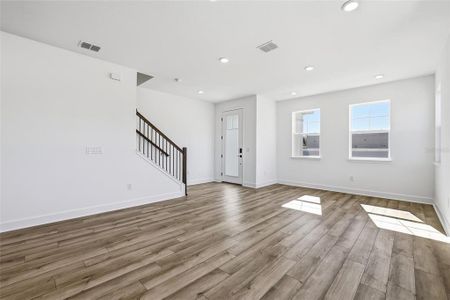 New construction Single-Family house 2007 Wild Heron Ct, Valrico, FL 33596 - image 19