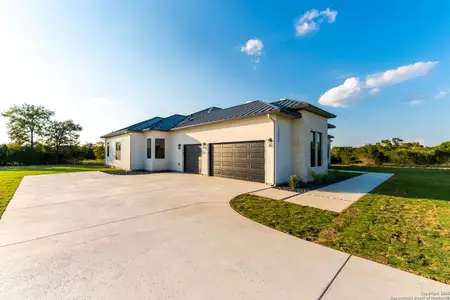 New construction Single-Family house 1202 Cielo Rio Dr, Bandera, TX 78063 - image