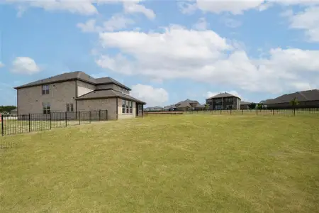 New construction Single-Family house 2719 Triumph Ct, Heath, TX 75032 plan Summerfield - image