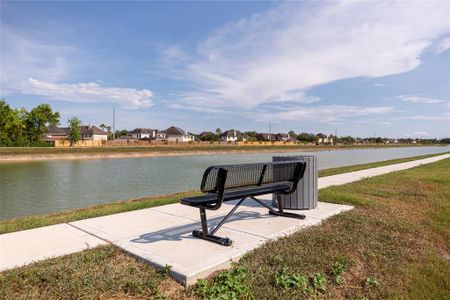 New construction Single-Family house 5122 Shelby Katherine Drive, Rosharon, TX 77583 - photo 34 34