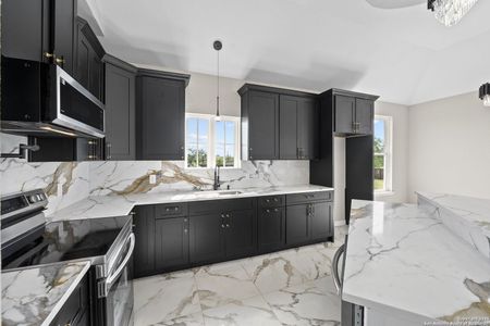 New construction Single-Family house 165 Flor Del Sol, San Antonio, TX 78264 null- photo 26 26