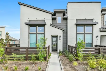 New construction Townhouse house 19723 Pennybacker Bridge Dr, Cypress, TX 77433 - image