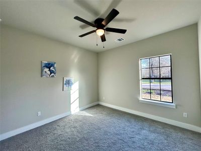 New construction Single-Family house 286 Keanahalululu Ln E, Bastrop, TX 78602 null- photo 12 12