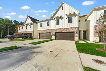 New construction Townhouse house 6317 Mason Court, Dallas, TX 75227 - photo 1 1