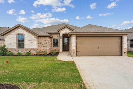 New construction Single-Family house 732 Jameson, Springtown, TX 76082 - photo 0 0