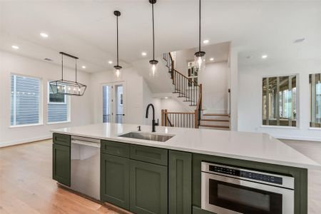 New construction Single-Family house 806 Fisher St, Unit F, Houston, TX 77018 - image 4