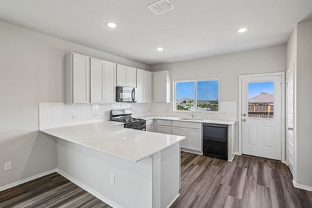 New construction Single-Family house 5600 San Pietro Dr, Austin, TX 78747 plan Cloverleaf 1533 - image 6
