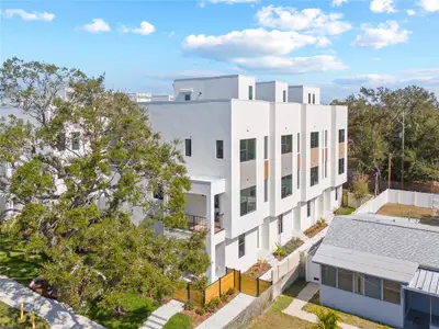 New construction Townhouse house 305 15Th St N, St. Petersburg, FL 33705 - image 4