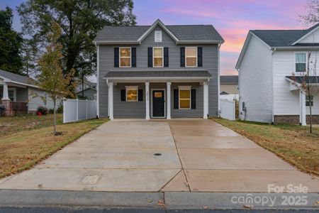 New construction Single-Family house 2513 Pruitt St, Charlotte, NC 28208 - image 18