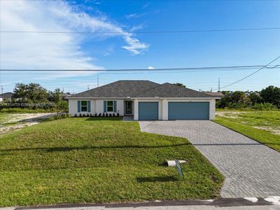 New construction Single-Family house 1012 Nw 9Th St, Cape Coral, FL 33993 plan The Paradise Cove - image