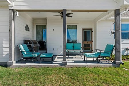 New construction Single-Family house 1024 Apache Trl, Rockdale, TX 76567 - image