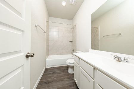 New construction Single-Family house 3036 Mistflower Trl, Brookshire, TX 77423 plan The Kirby - image 5