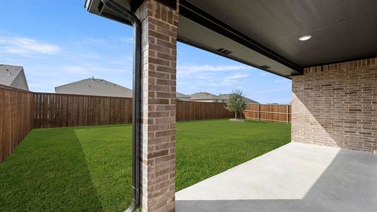 New construction Single-Family house 1915 Bobbin Mill Ln, Forney, TX 75126 plan Rowan - image 16
