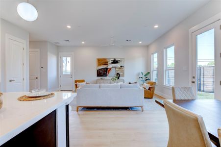 New construction Single-Family house 5142 Rosslyn Rd, Houston, TX 77018 - image 17