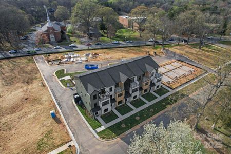 New construction Townhouse house 722 Falling Oak Aly, Unit 20, Huntersville, NC 28078 null- photo 31 31