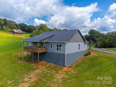 New construction Single-Family house 381 Scenic Ridge Cir, Franklin, NC 28734 - image