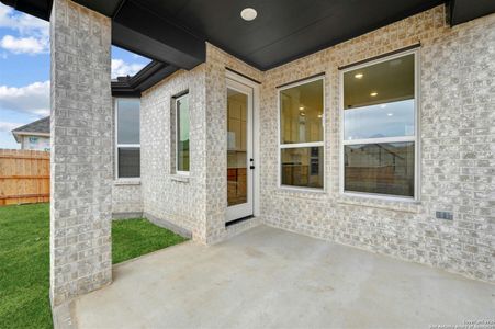 New construction Single-Family house 233 Alpine Lks, New Braunfels, TX 78130 Everleigh Plan- photo 21 21