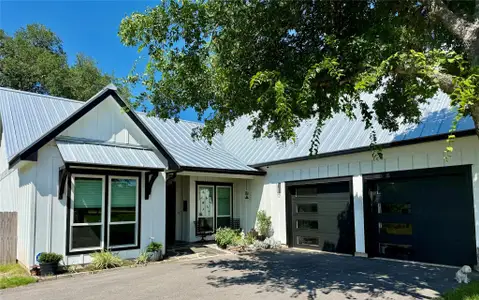 New construction Single-Family house 2028 Flite Acres Rd, Wimberley, TX 78676 - image