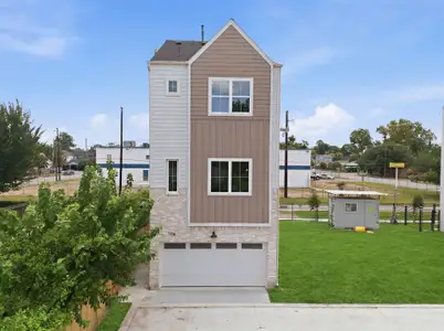 New construction Single-Family house 1116 Weiss St, Houston, TX 77009 - image