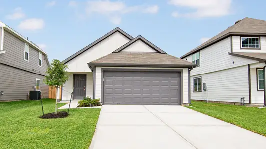 New construction Single-Family house 5114 Hector Gustavo Drive St, Rosharon, TX 77583 plan The Pinewood - image