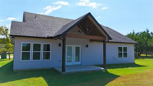 New construction Single-Family house 4910 Terlingua Dr, Granbury, TX 76048 - image