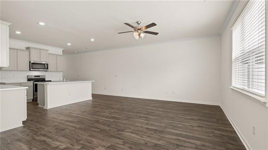 New construction Townhouse house 295 Silver Moon Dr, Unit 73, Loganville, GA 30052 Stratford- photo 8 8