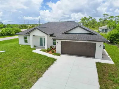 New construction Single-Family house 100 Abbott Ct, Rotonda West, FL 33947 - image