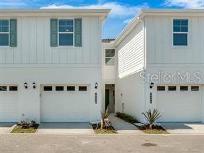 New construction Townhouse house 2920C Oak Park Way, Unit 31C, Orlando, FL 32822 - photo 0