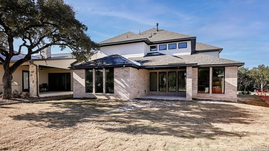 New construction Single-Family house 657 Inner Path, New Braunfels, TX 78130 3203W- photo 25 25