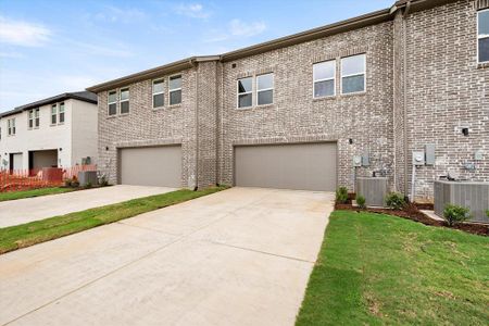 New construction Townhouse house 4557 Lamplights Dr, Celina, TX 75078 Cicero Modern- photo 17 17