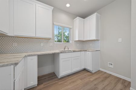 New construction Single-Family house 304 Emerald Thicket Ln, Huffman, TX 77336 - image 6