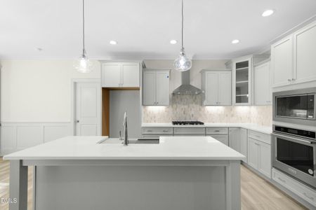 New construction Single-Family house 925 Lynch Rd, Selma, NC 27576 - image 10