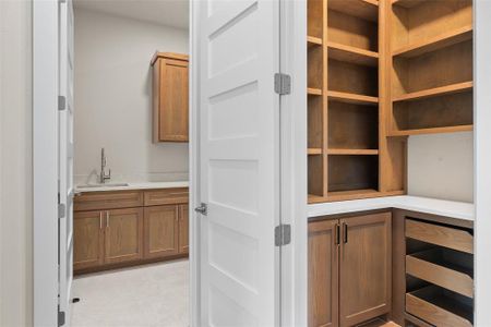 New construction Single-Family house 2300 Candlestick Dr, Granbury, TX 76049 - image 8