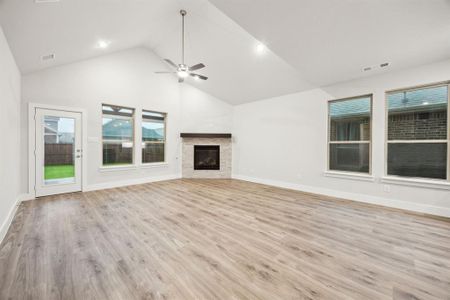 New construction Single-Family house 2233 Vista Wy, Waxahachie, TX 75165 null- photo 19 19