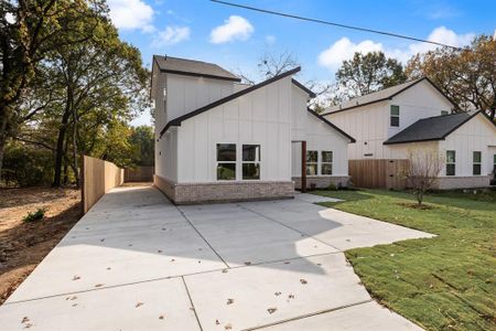 New construction Single-Family house 2182 Echo Lake Dr, Dallas, TX 75253 - image