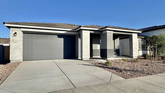 New construction Single-Family house 20625 S 228Th Pl, Queen Creek, AZ 85142 Sunflower Homeplan- photo 4 4