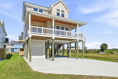 New construction Single-Family house 4010 Miramar Ct, Galveston, TX 77554 - image