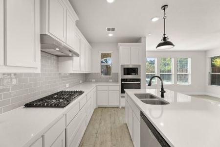 New construction Townhouse house 3076 Tall Pine Ln, Corinth, TX 76210 plan Caddo - image 7