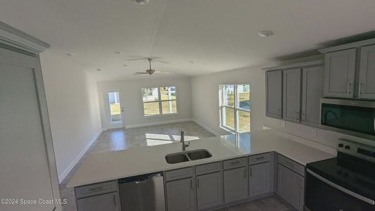 New construction Single-Family house 1716 Kylar Dr Nw, Palm Bay, FL 32907 1940- photo 26 26