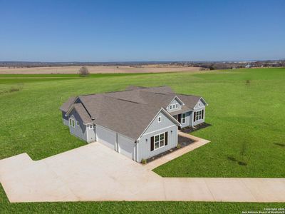 New construction Single-Family house 310 Venado Oaks, Castroville, TX 78009 St. Lucia- photo 20 20