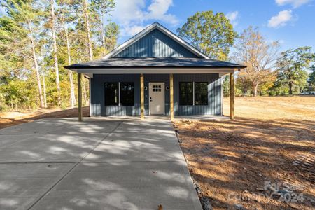 New construction Single-Family house 130 Elizabeth Ave, Salisbury, NC 28144 null- photo 0 0