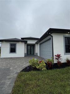 New construction Single-Family house 3107 9 Th St Sw, Lehigh Acres, FL 33976 - image